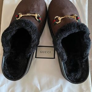 Suede Fur Sabo